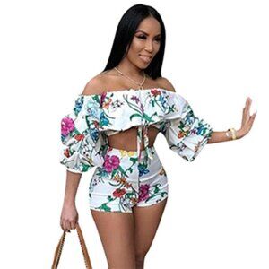 2 PIECE OFF THE SHOULDER SHORT SET SIZE MEDIUM